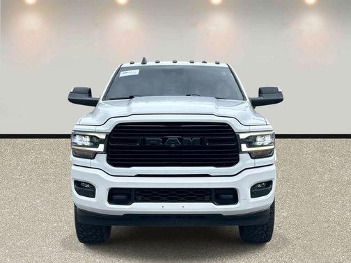 Bright White Clearcoat 2020 RAM 3500 Laramie