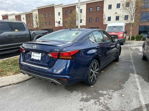 2022 Nissan Altima 2.5 SR