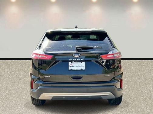 Black Metallic 2023 Ford Edge SEL