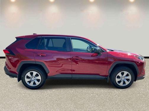 Pearl 2022 Toyota RAV4 LE