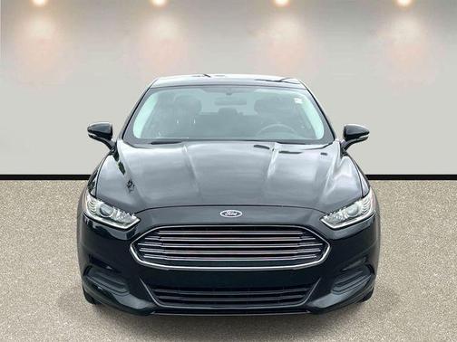 Tuxedo Black Metallic 2014 Ford Fusion SE