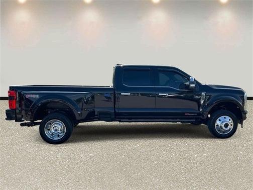 2024 Ford F-450 Platinum