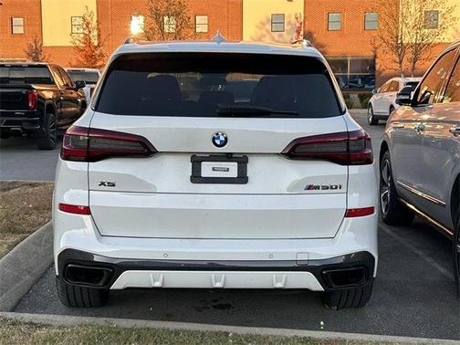 2020 BMW X5 M50i