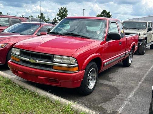 2001 Chevrolet S-10 LS Extended Cab