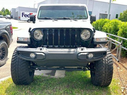 2021 Jeep Gladiator Sport
