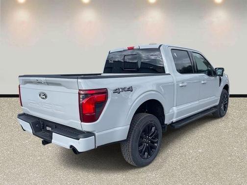 Avalanche 2026 Ford F-150 XLT