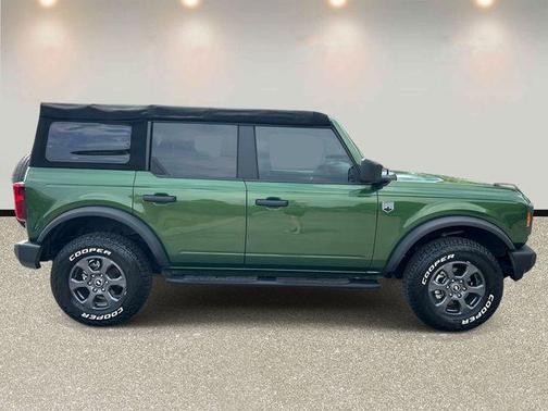 Green Metallic 2022 Ford Bronco Big Bend