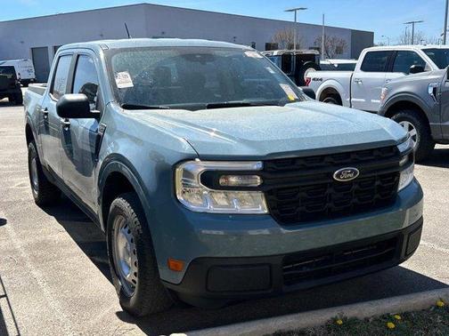 2022 Ford Maverick XL