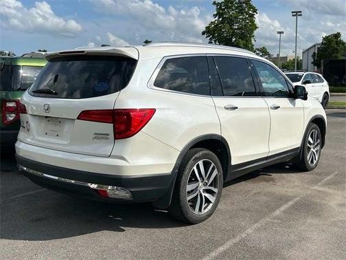 2018 Honda Pilot Touring