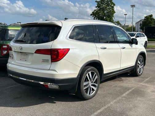 2018 Honda Pilot Touring
