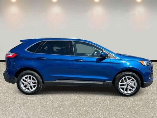 Blue Metallic 2024 Ford Edge SEL