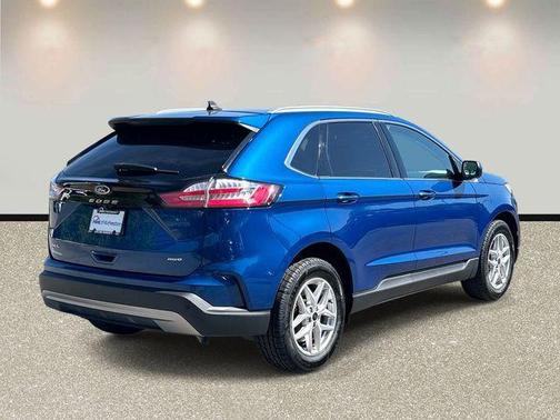 Blue Metallic 2024 Ford Edge SEL