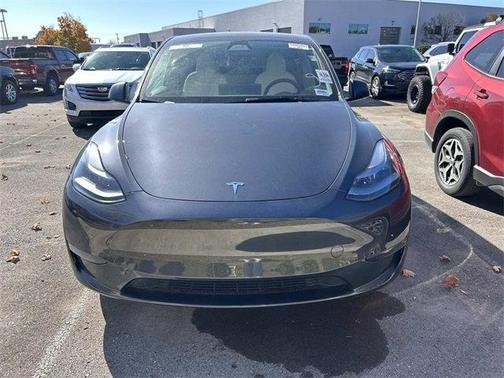 2025 Tesla Model Y Long Range