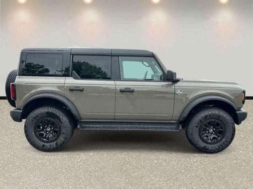 Gray 2026 Ford Bronco Outer Banks