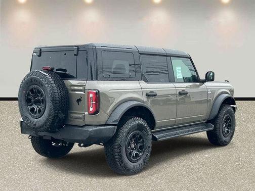Gray 2026 Ford Bronco Outer Banks
