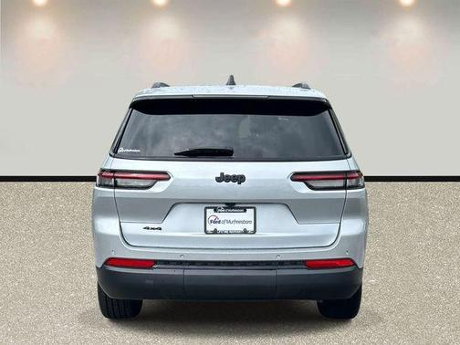 Silver Zynith 2023 Jeep Grand Cherokee L Laredo