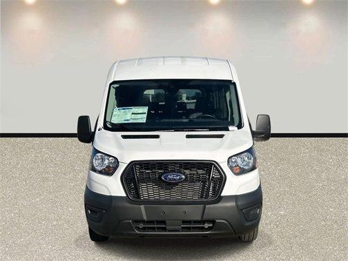 2025 Ford Transit-350 