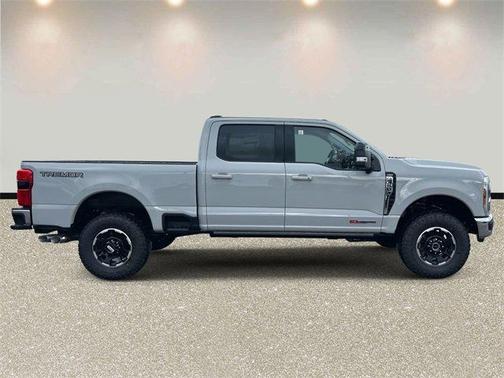 2026 Ford F-350 Lariat Super Duty