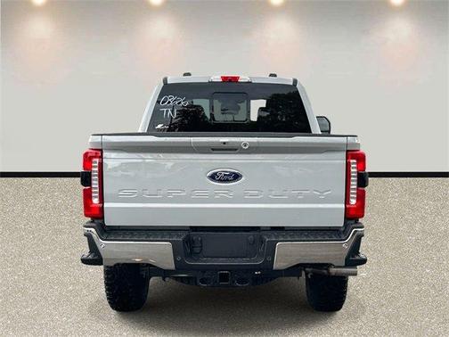 2026 Ford F-350 Lariat Super Duty