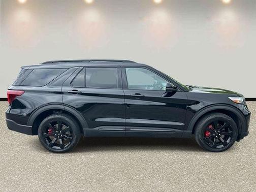 Black Metallic 2023 Ford Explorer ST