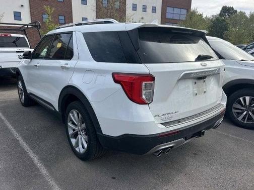 White Metallic 2021 Ford Explorer Platinum