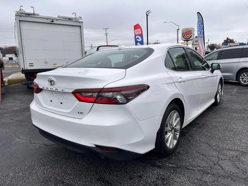 2024 Toyota Camry LE