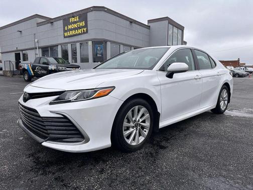 2024 Toyota Camry LE