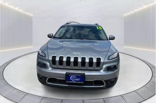 2015 Jeep Cherokee Sport