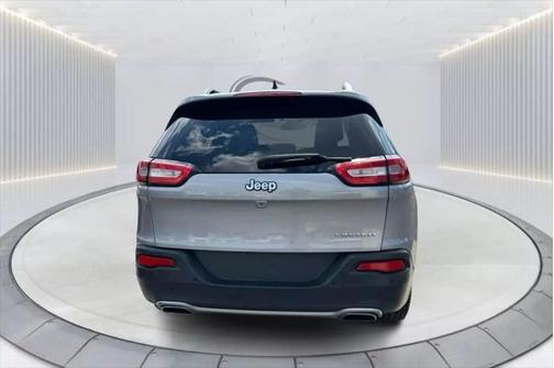 2015 Jeep Cherokee Sport