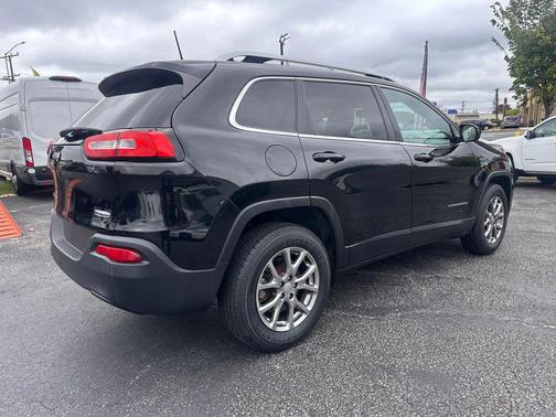 2018 Jeep Cherokee Latitude Plus