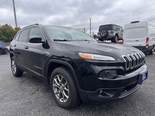 2018 Jeep Cherokee Latitude Plus