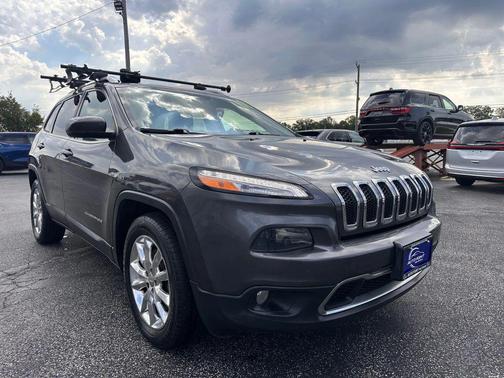 2015 Jeep Cherokee Sport