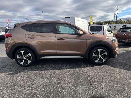 2017 Hyundai TUCSON Sport
