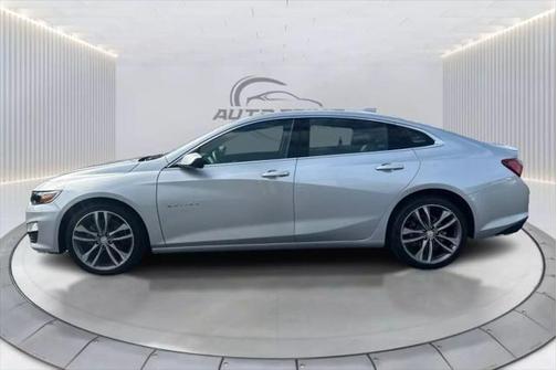 2022 Chevrolet Malibu FWD LT