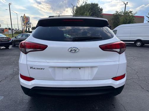2017 Hyundai TUCSON Sport