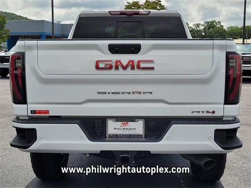 2025 GMC Sierra 2500 AT4