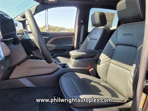 2025 GMC Canyon Denali