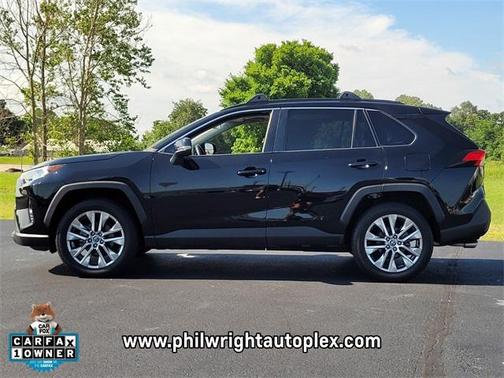 2021 Toyota RAV4 XLE Premium