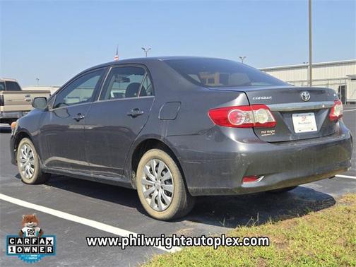 2013 Toyota Corolla LE