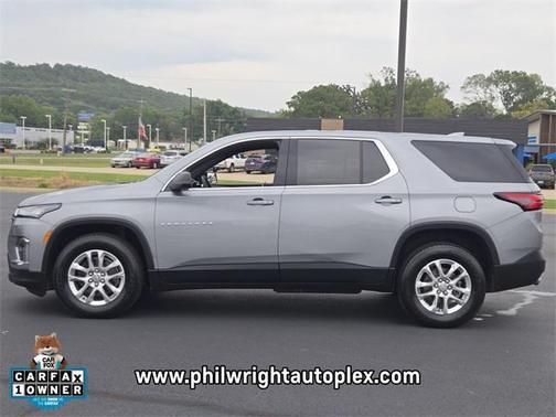 2023 Chevrolet Traverse LS