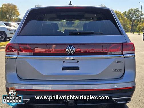 2024 Volkswagen Atlas 2.0T SE w/Technology 4MOTION