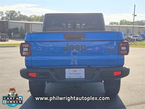 2024 Jeep Gladiator Willys