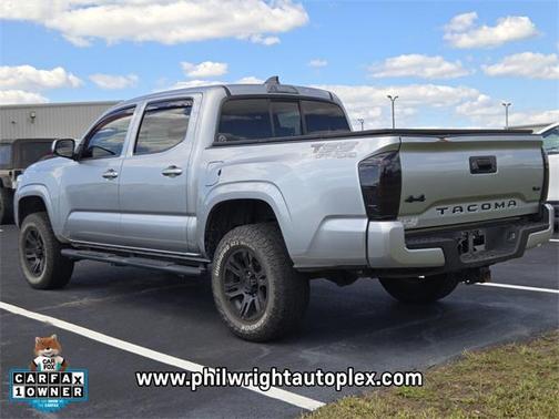 2022 Toyota Tacoma SR