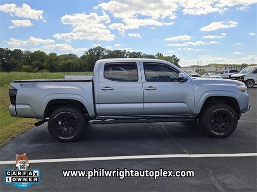 2022 Toyota Tacoma SR
