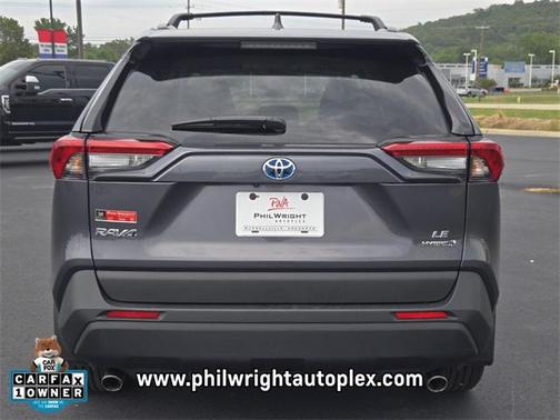 2024 Toyota RAV4 Hybrid LE