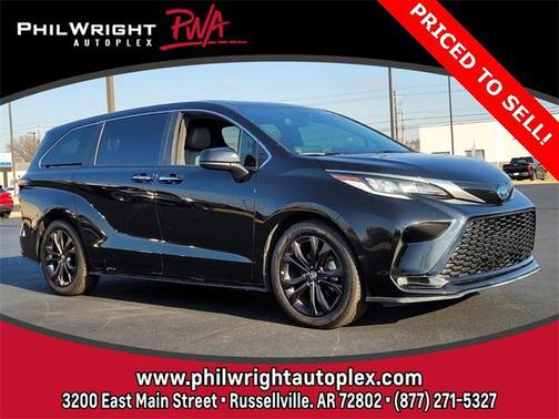 2023 Toyota Sienna XSE 7 Passenger