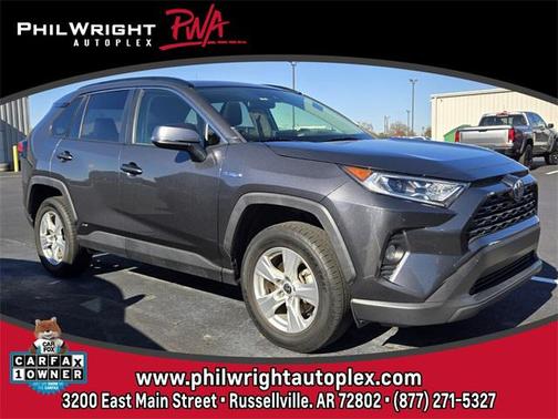 2020 Toyota RAV4 XLE