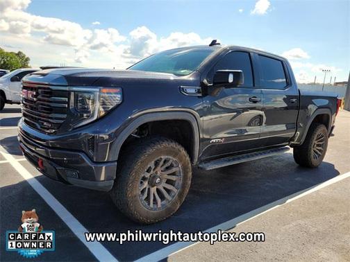 2023 GMC Sierra 1500 AT4