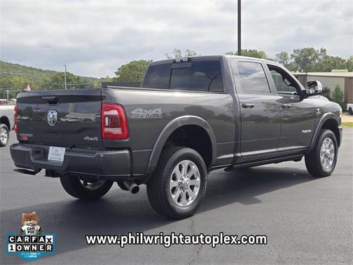 2020 RAM 2500 Laramie Crew Cab 4X4 6'4' Box