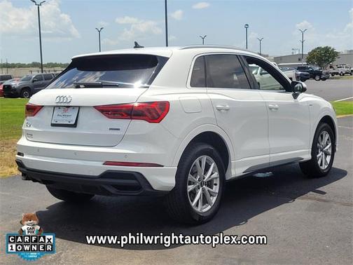 2024 Audi Q3 Premium 45 TFSI S line quattro Tiptronic
